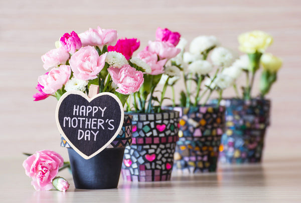 8 Ways to Say I Love You this Mother's Day